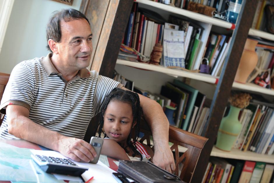 lucano-le-maire-italien-qui-accueillait-les-refugies-condamne-a-lexil