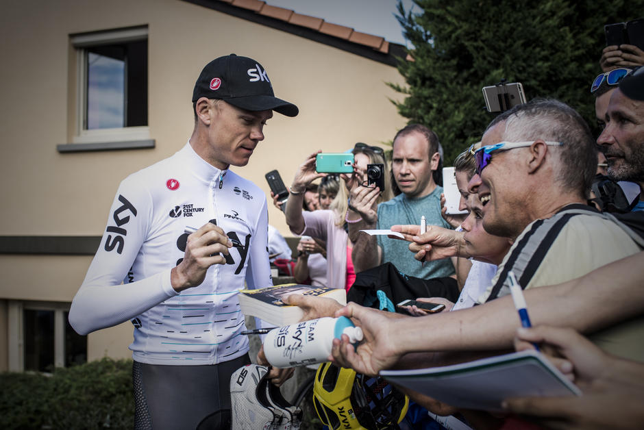 Vu d’Irlande. Le Tour de France continue à séduire malgré les scandales
