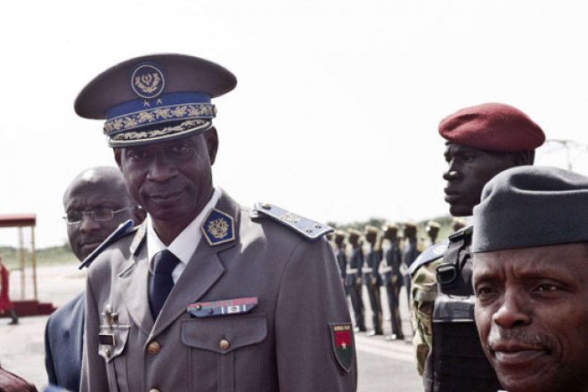 Burkina : Gilbert Diendéré nie être le cerveau du putsch manqué et charge Isaac Zida