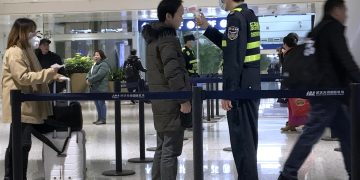 Sante: Coronavirus en Chine : deux villes en quarantaine